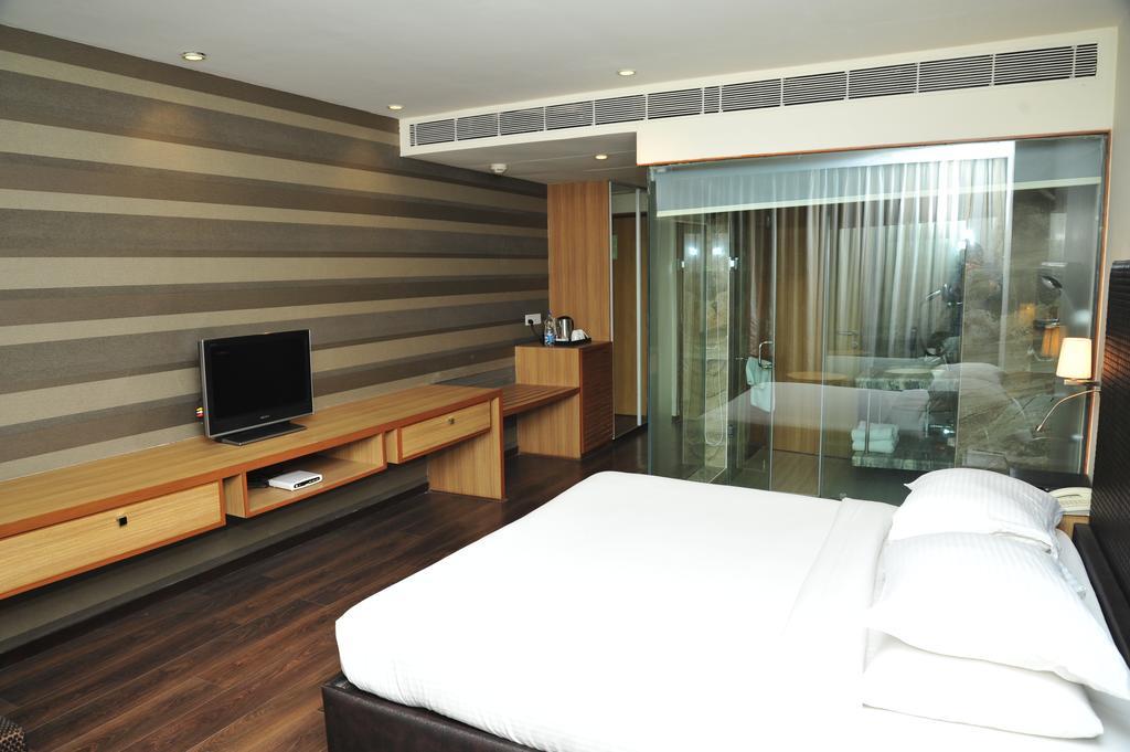 The Grand Bhagwati Hotel Ahmedabad Exterior foto